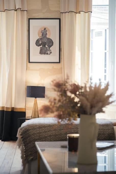 Appartement Avec Son Patio Dans Centre Historique De Bourg Eksteriør billede